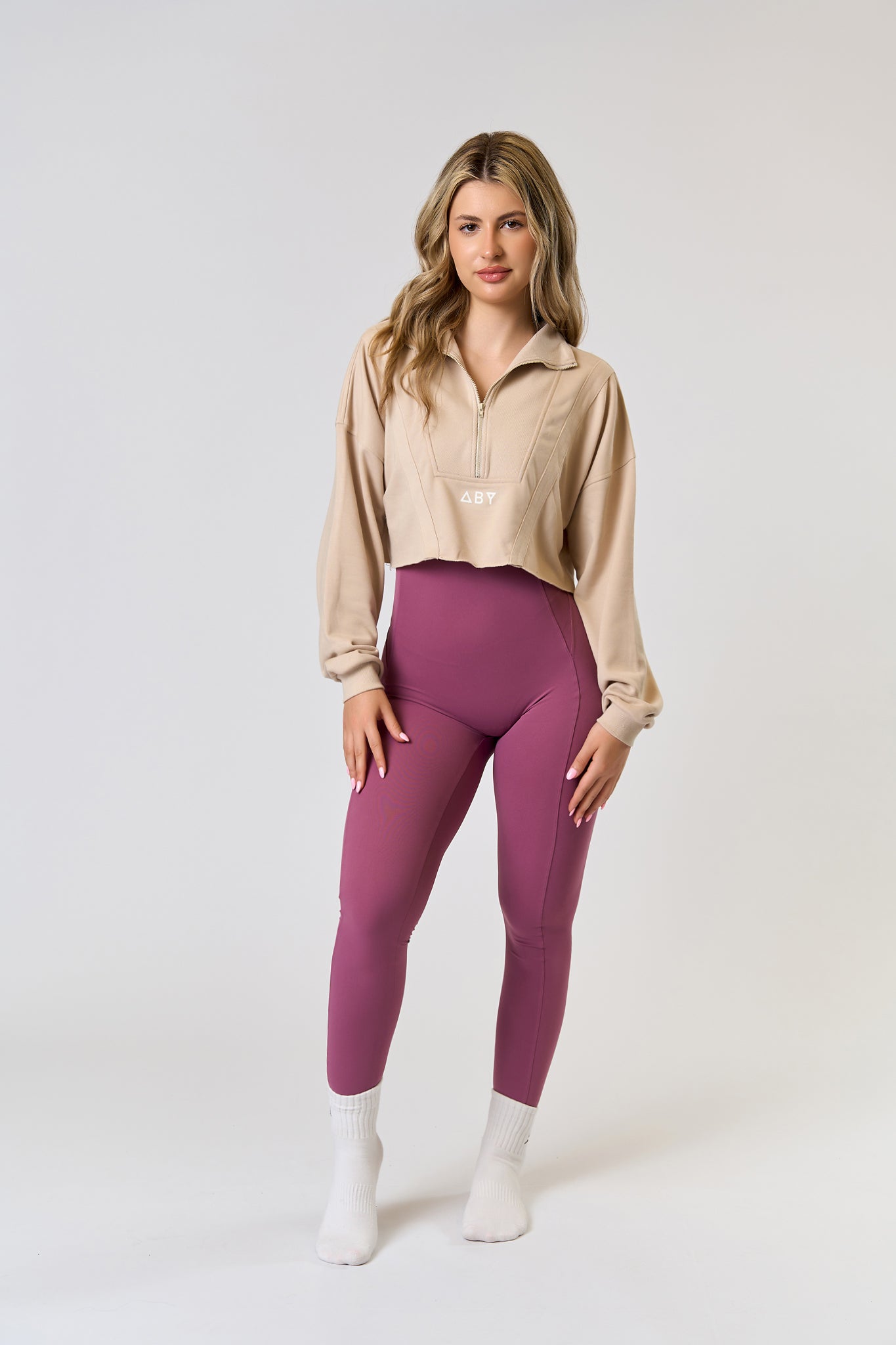 Bluzka CROP ZIP Beżowa