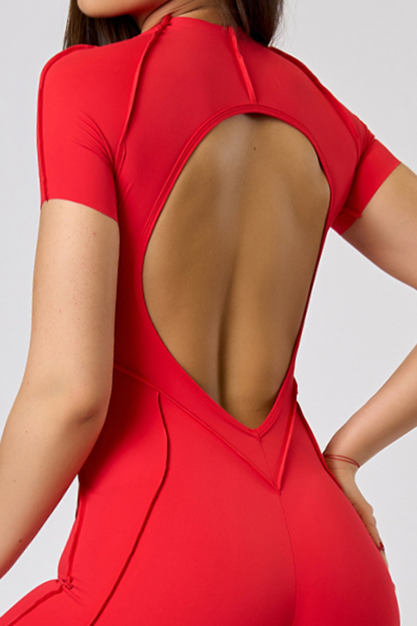 Krótki kombinezon BODY TRACE w kolorze czerwonym