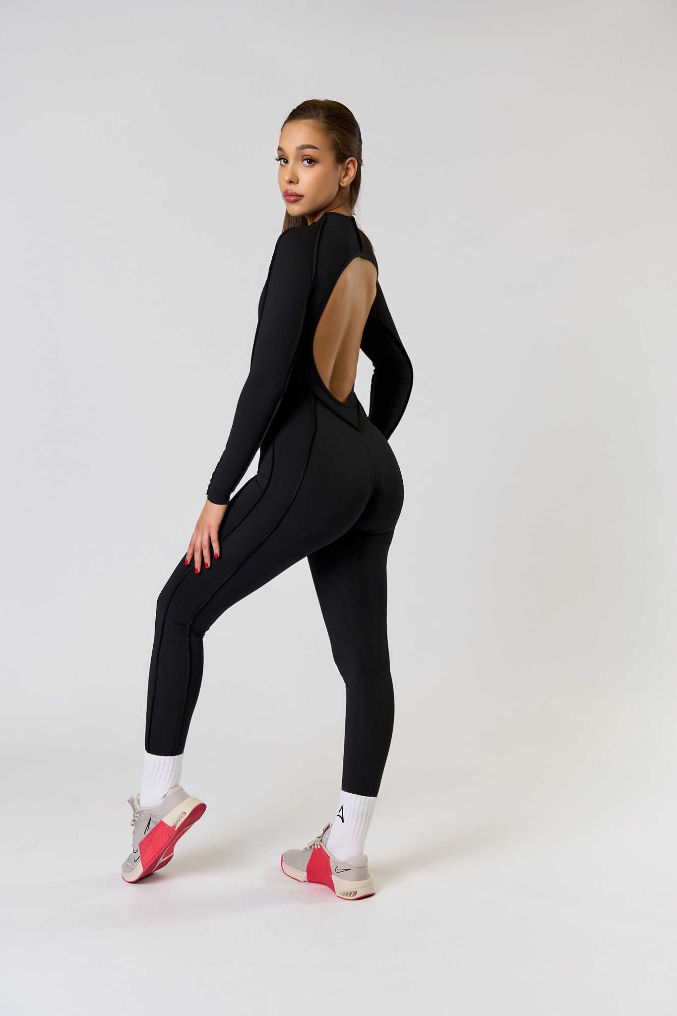 BODY TRACE LONG Kombinezon Czarny