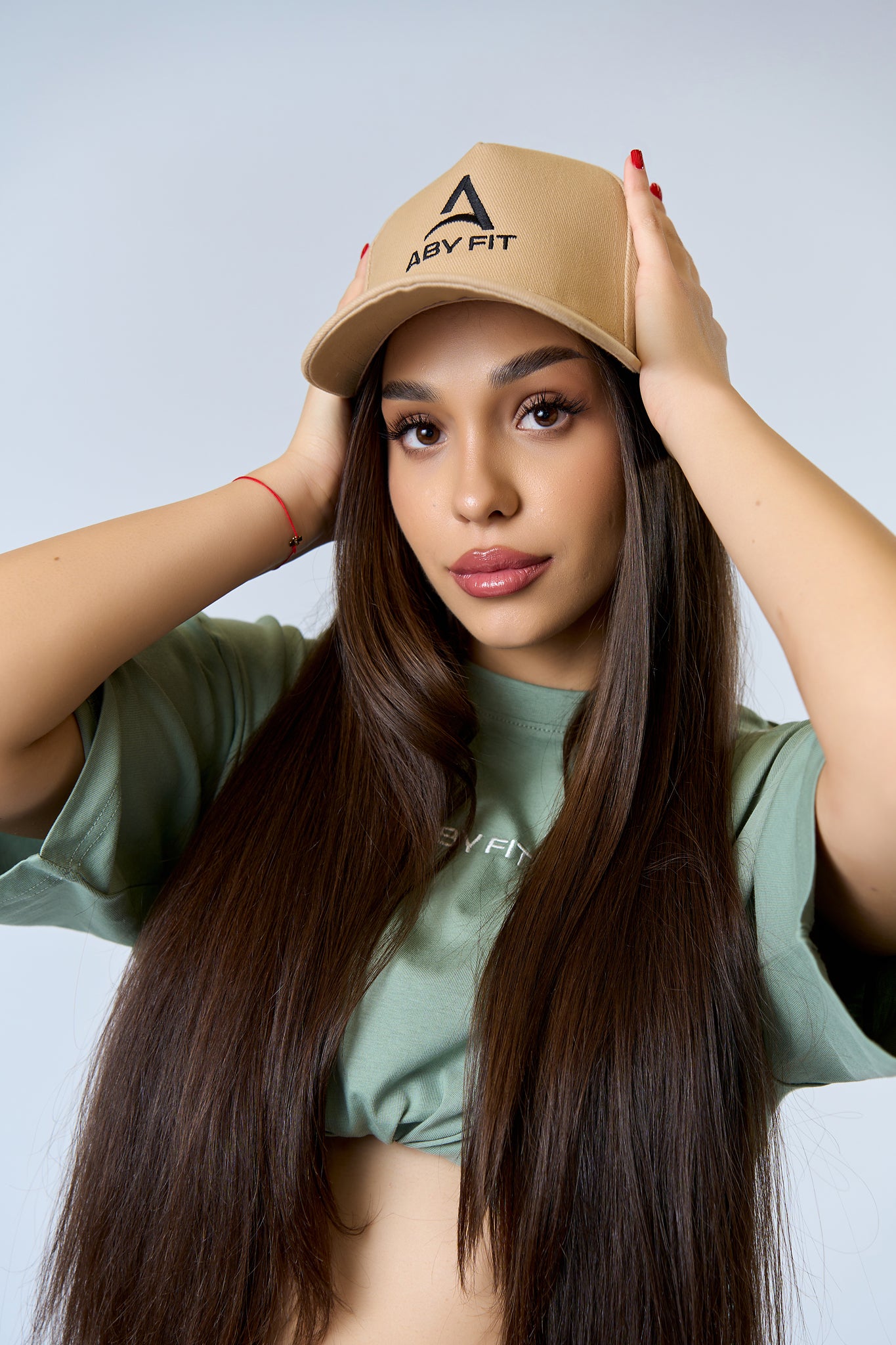 CZARNE LOGO Czapka beżowa