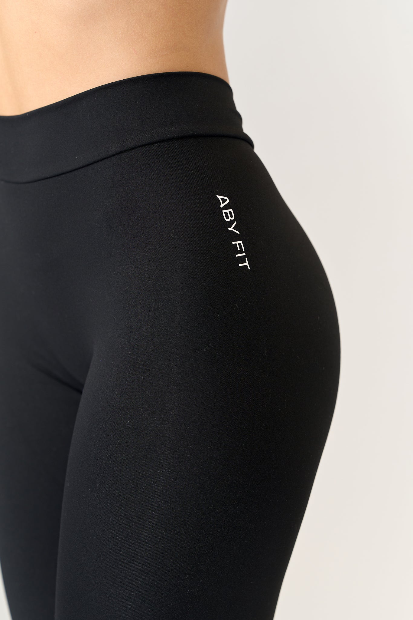 CROSSOVER GLAM Set Black