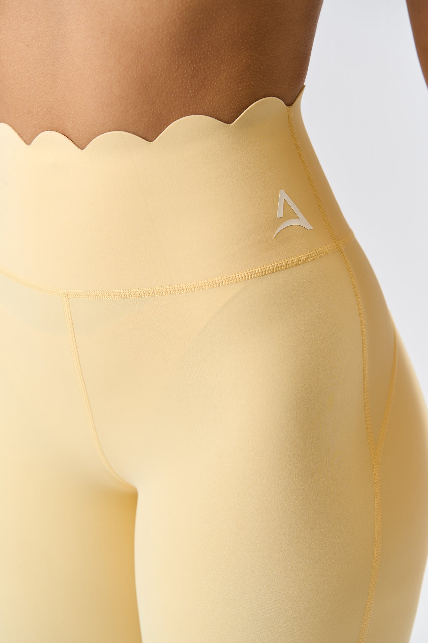 SUNNY WAVES Set Yellow