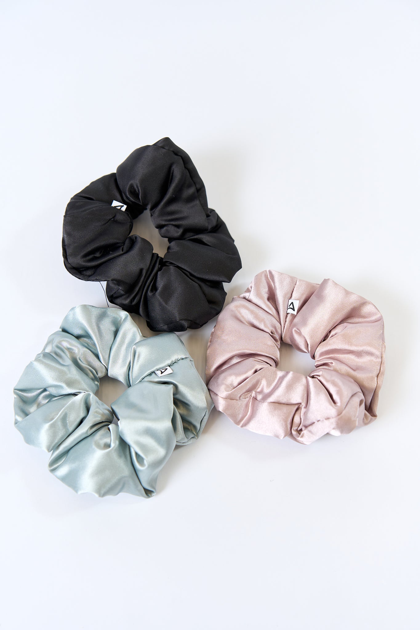 Zestaw 3 eleganckich gumek do włosów Mix