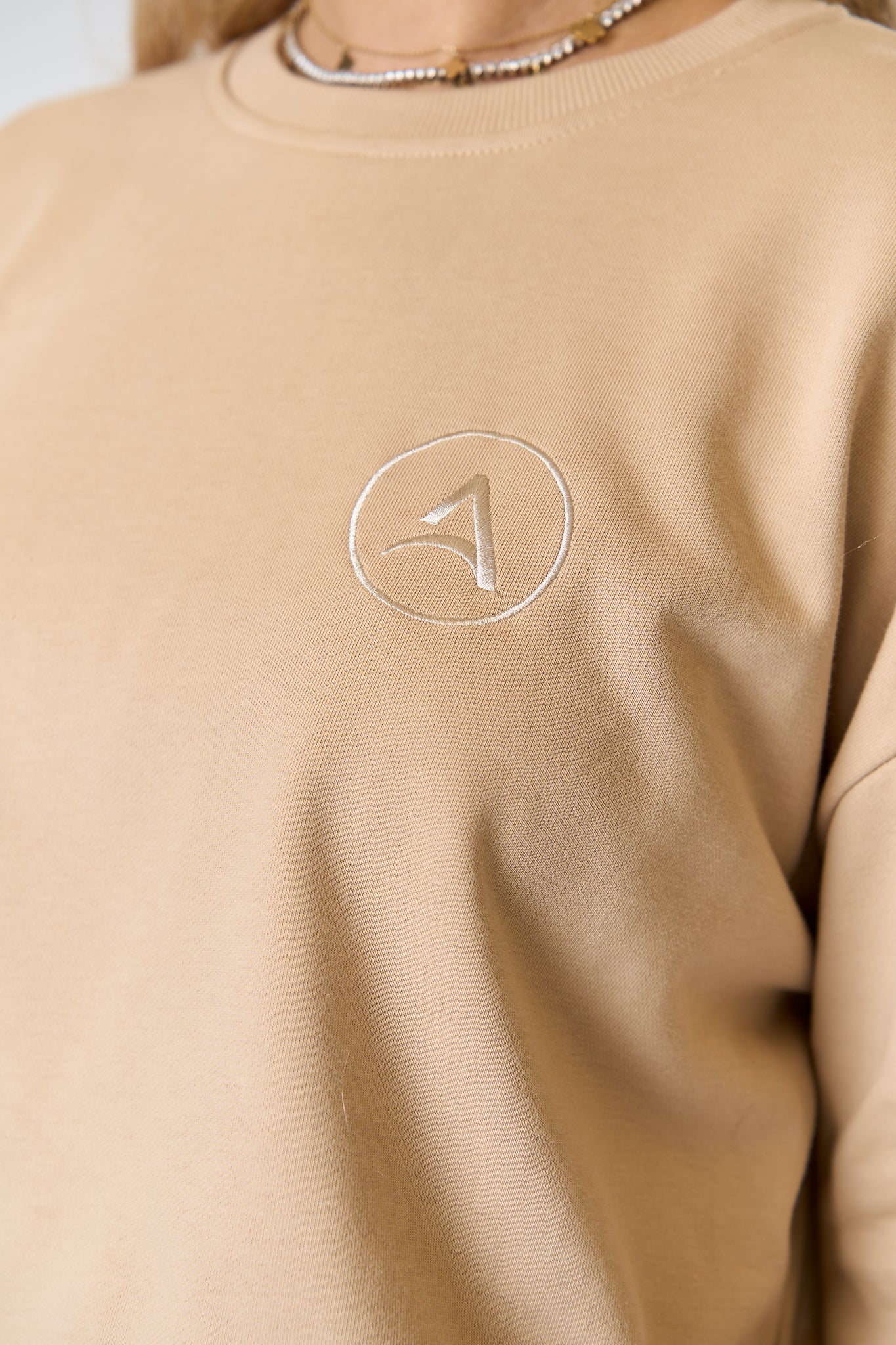 ELEVATE EASE Tracksuit Beige