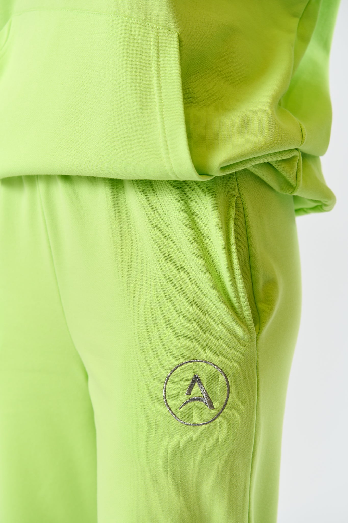 RELAX FLOW Tracksuit Neon Green
